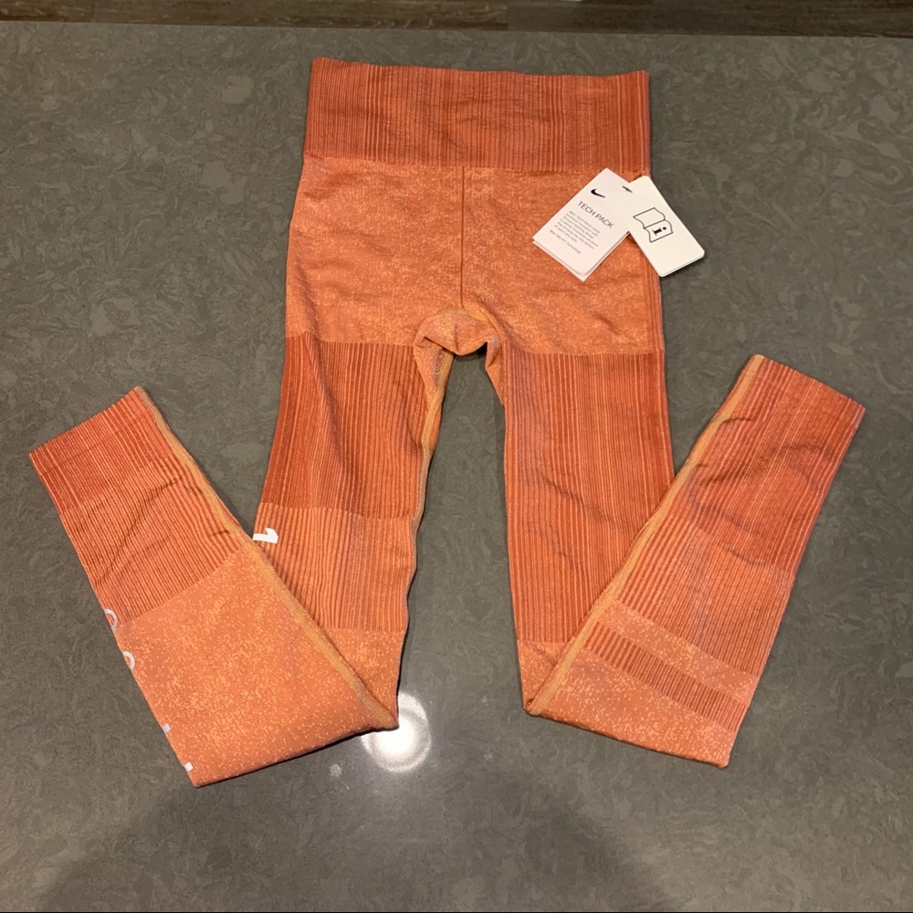 Nike WOMEN'S City Ready Energy Knit Tights *NWT*